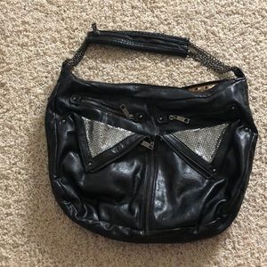 Black medium size shoulder bag